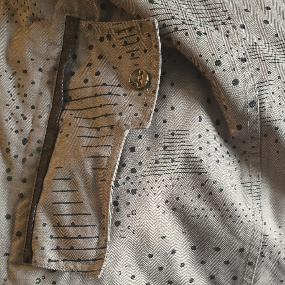 Volcom Kids Gray Patterned Raincoat - image 7